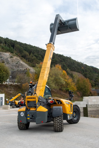 Liebherr - 16